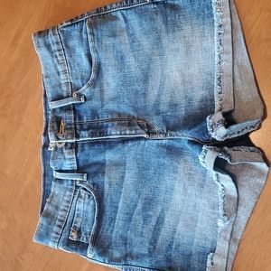 Women's jean shorts* 🍀 3/$10!